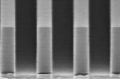 2μm/2μm：レジスト膜厚　6μm